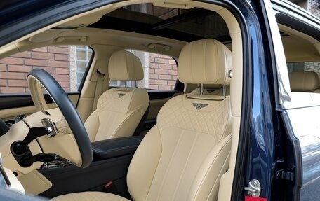 Bentley Bentayga I, 2016 год, 12 649 900 рублей, 15 фотография