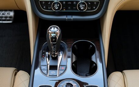 Bentley Bentayga I, 2016 год, 12 649 900 рублей, 18 фотография