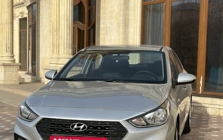 Hyundai Solaris II рестайлинг, 2017 год, 1 430 000 рублей, 2 фотография