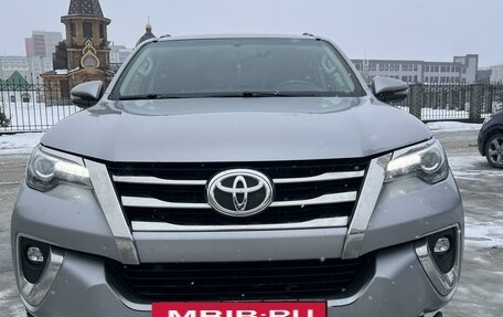 Toyota Fortuner II, 2018 год, 2 995 000 рублей, 2 фотография