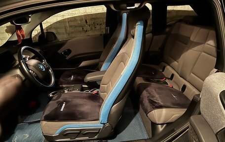 BMW i3 I01 рестайлинг, 2018 год, 2 650 000 рублей, 18 фотография