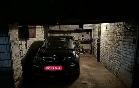 BMW i3 I01 рестайлинг, 2018 год, 2 650 000 рублей, 22 фотография