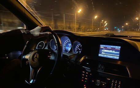 Mercedes-Benz C-Класс, 2013 год, 2 310 000 рублей, 3 фотография