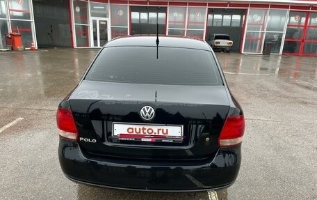Volkswagen Polo VI (EU Market), 2013 год, 870 000 рублей, 2 фотография