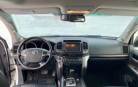 Toyota Land Cruiser 200, 2011 год, 3 990 000 рублей, 14 фотография