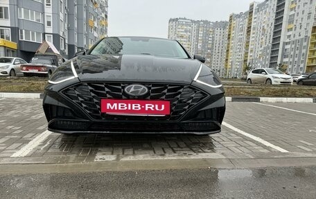 Hyundai Sonata VIII, 2019 год, 2 650 000 рублей, 5 фотография