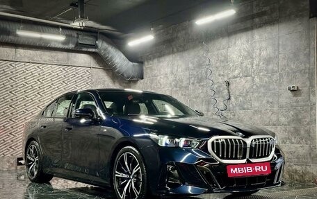 BMW 5 серия, 2023 год, 9 990 000 рублей, 3 фотография