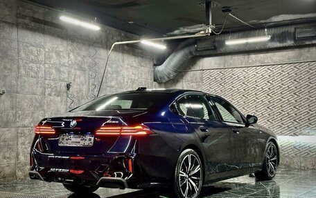 BMW 5 серия, 2023 год, 9 990 000 рублей, 4 фотография