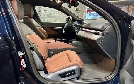BMW 5 серия, 2023 год, 9 990 000 рублей, 17 фотография
