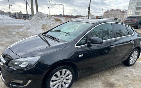 Opel Astra J, 2013 год, 1 300 000 рублей, 3 фотография