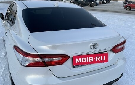 Toyota Camry, 2018 год, 3 500 000 рублей, 8 фотография