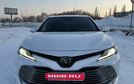 Toyota Camry, 2018 год, 3 500 000 рублей, 2 фотография