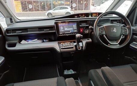 Honda Stepwgn IV, 2017 год, 2 150 000 рублей, 10 фотография