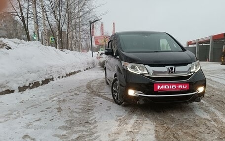 Honda Stepwgn IV, 2017 год, 2 150 000 рублей, 8 фотография