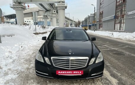 Mercedes-Benz E-Класс, 2012 год, 1 890 000 рублей, 2 фотография