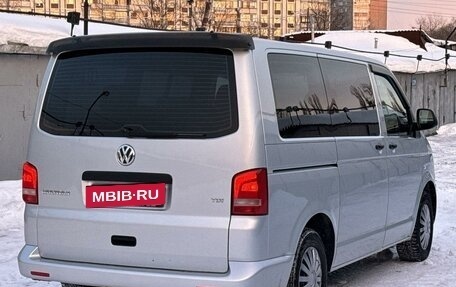 Volkswagen Multivan T5, 2011 год, 1 975 000 рублей, 5 фотография