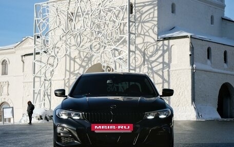 BMW 3 серия, 2019 год, 3 950 000 рублей, 2 фотография