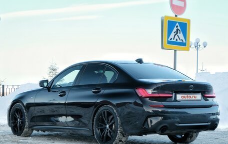 BMW 3 серия, 2019 год, 3 950 000 рублей, 12 фотография