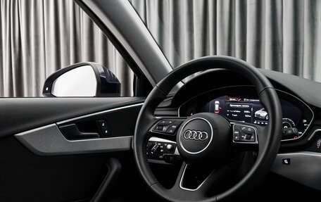 Audi A4, 2019 год, 3 390 000 рублей, 9 фотография