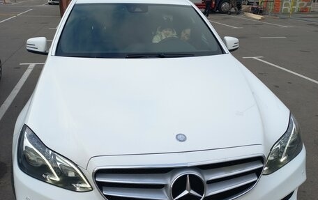 Mercedes-Benz E-Класс, 2013 год, 2 300 000 рублей, 5 фотография