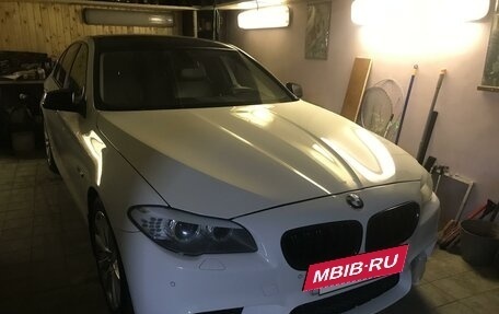 BMW 5 серия, 2011 год, 1 755 000 рублей, 3 фотография