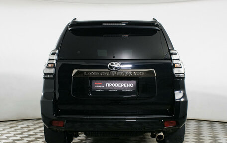 Toyota Land Cruiser Prado 150 рестайлинг 2, 2022 год, 8 500 000 рублей, 6 фотография
