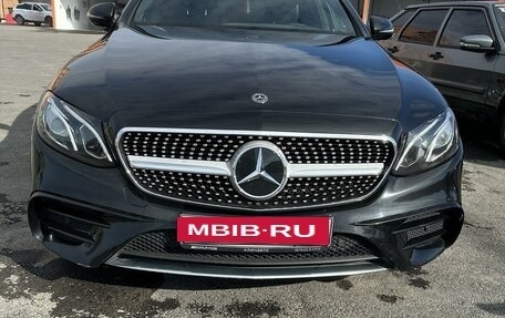 Mercedes-Benz E-Класс, 2017 год, 3 790 000 рублей, 2 фотография