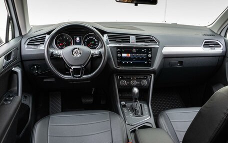 Volkswagen Tiguan II, 2020 год, 2 750 000 рублей, 6 фотография