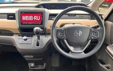 Honda Freed II, 2020 год, 1 366 000 рублей, 6 фотография