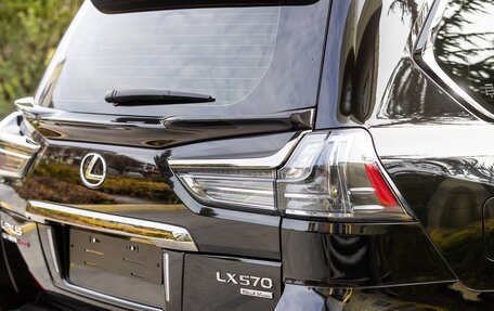 Lexus LX III, 2019 год, 13 000 000 рублей, 11 фотография