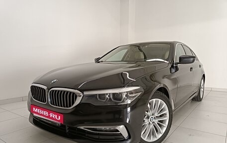 BMW 5 серия, 2018 год, 3 790 000 рублей, 2 фотография