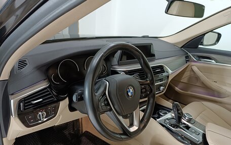 BMW 5 серия, 2018 год, 3 790 000 рублей, 18 фотография