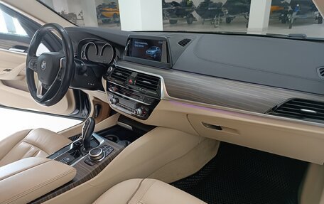 BMW 5 серия, 2018 год, 3 790 000 рублей, 22 фотография