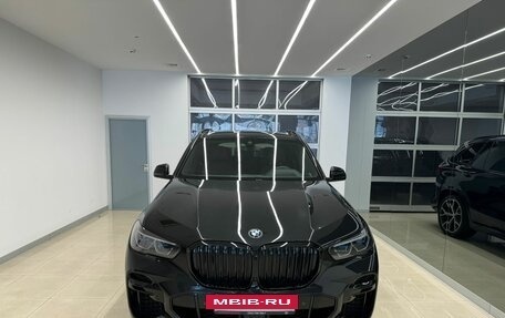 BMW X5, 2021 год, 10 650 000 рублей, 2 фотография