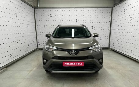 Toyota RAV4, 2018 год, 2 615 000 рублей, 3 фотография