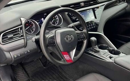 Toyota Camry, 2020 год, 1 730 441 рублей, 5 фотография