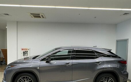 Lexus RX IV рестайлинг, 2019 год, 4 940 000 рублей, 8 фотография