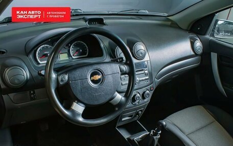 Chevrolet Aveo III, 2010 год, 547 800 рублей, 3 фотография