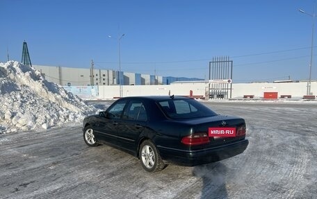 Mercedes-Benz E-Класс, 1997 год, 499 000 рублей, 5 фотография