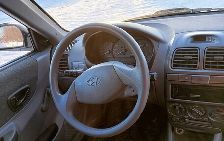 Hyundai Accent II, 2008 год, 690 000 рублей, 3 фотография