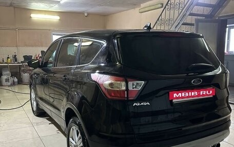 Ford Kuga III, 2017 год, 1 850 000 рублей, 3 фотография