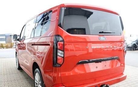 Ford Tourneo Custom I рестайлинг, 2023 год, 6 400 000 рублей, 3 фотография