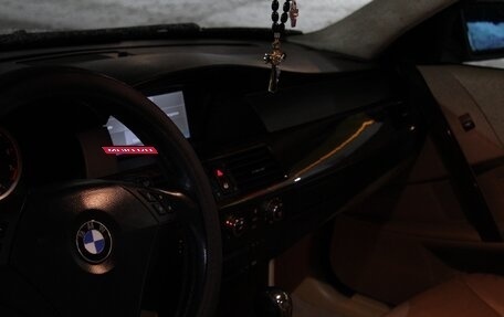 BMW 5 серия, 2006 год, 900 000 рублей, 13 фотография