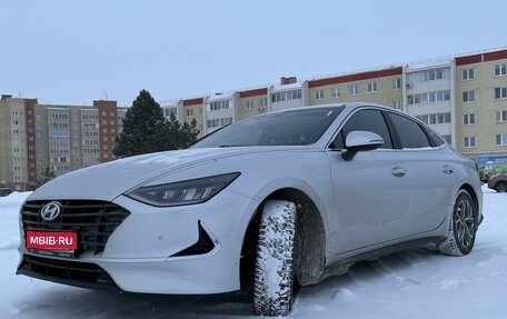 Hyundai Sonata VIII, 2021 год, 3 200 000 рублей, 1 фотография