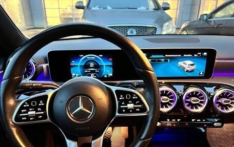Mercedes-Benz A-Класс, 2018 год, 2 750 000 рублей, 2 фотография