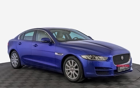 Jaguar XE I рестайлинг, 2018 год, 2 675 000 рублей, 3 фотография