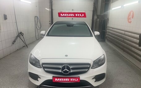 Mercedes-Benz E-Класс, 2018 год, 3 530 000 рублей, 1 фотография