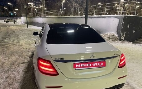 Mercedes-Benz E-Класс, 2018 год, 3 530 000 рублей, 7 фотография