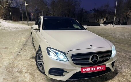 Mercedes-Benz E-Класс, 2018 год, 3 530 000 рублей, 8 фотография