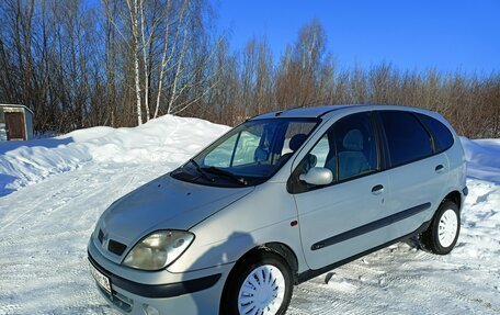 Renault Scenic III, 2001 год, 305 000 рублей, 11 фотография